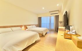 Brown House Hotel - Taipei Main Station